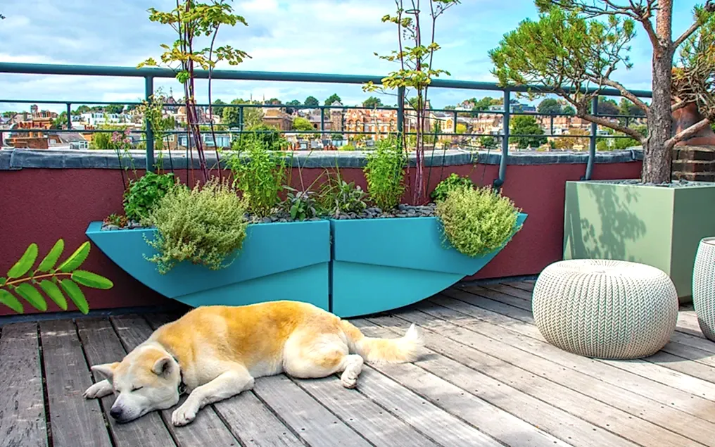 bespoke chic roof terrace